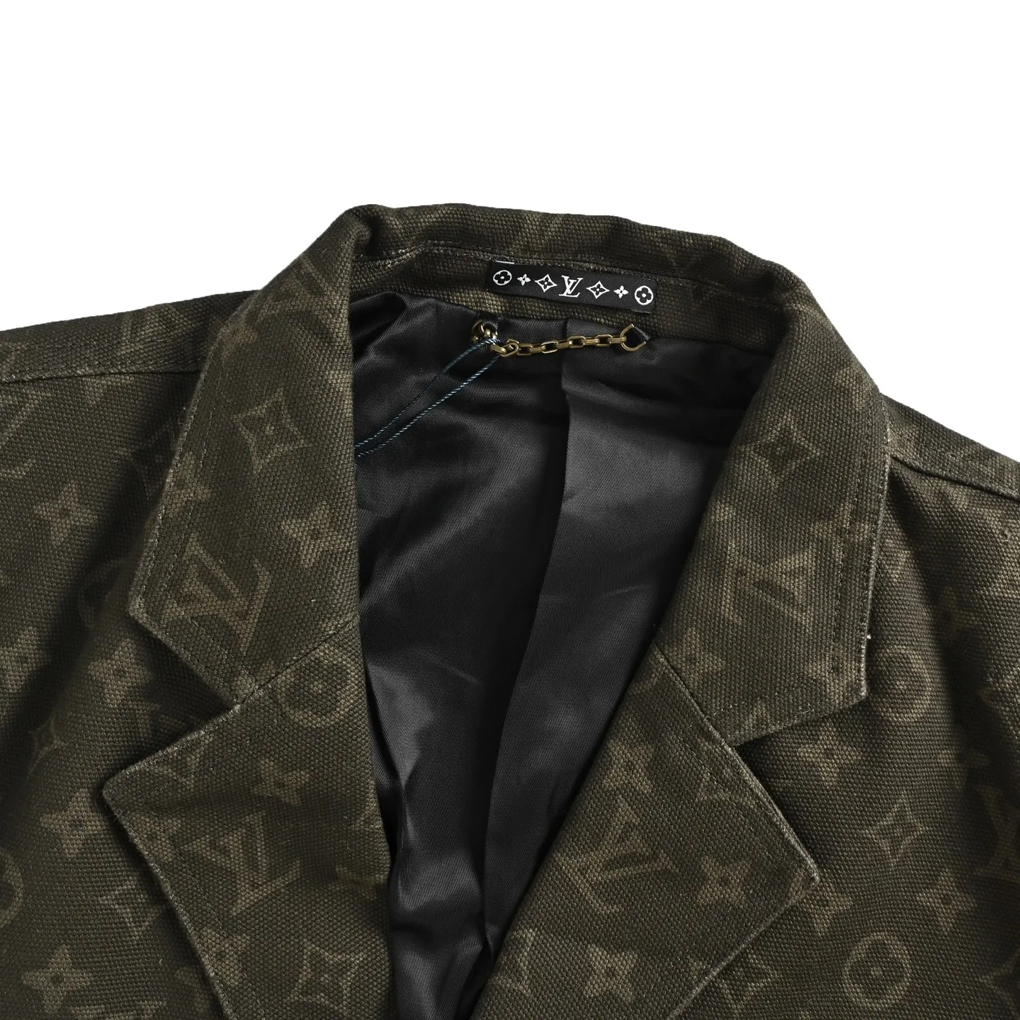 Louis Vuitton/